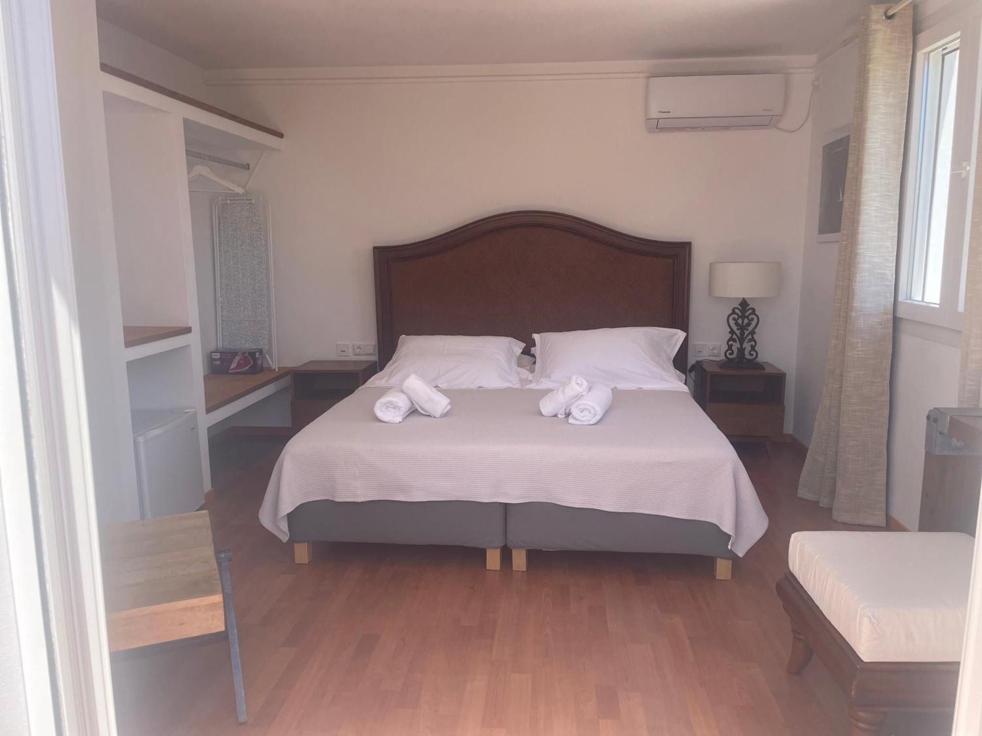 Syros Village Suites Vári Esterno foto