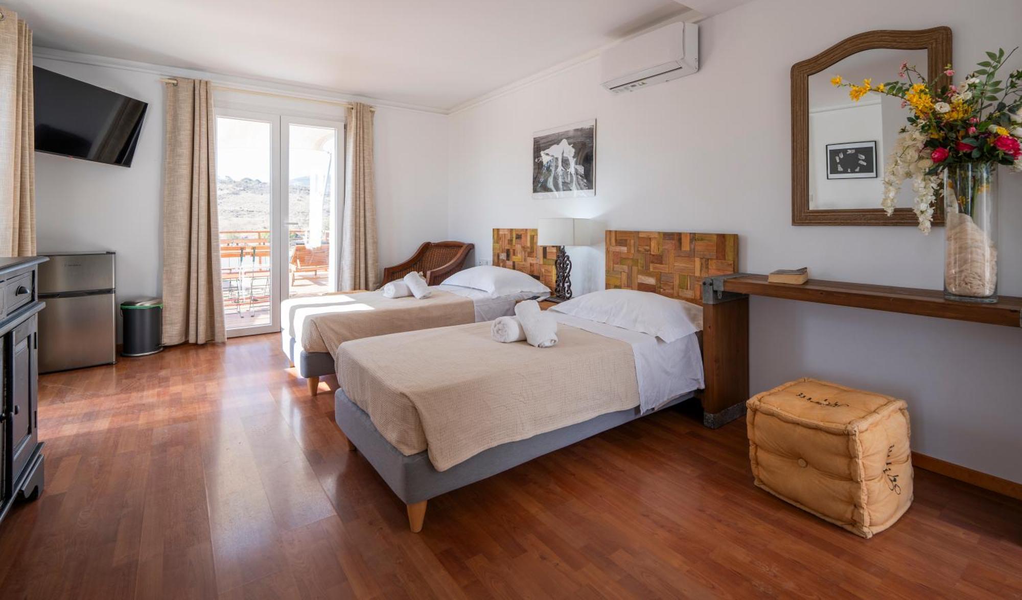 Syros Village Suites Vári Esterno foto