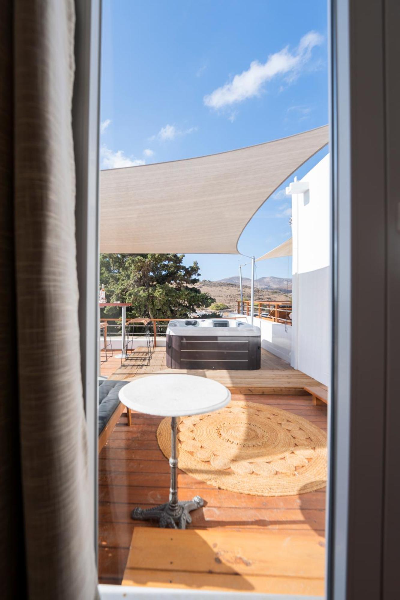 Syros Village Suites Vári Esterno foto